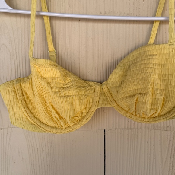 Abercrombie & Fitch Curve Love Underwire Bikini Top - Picture 2 of 4